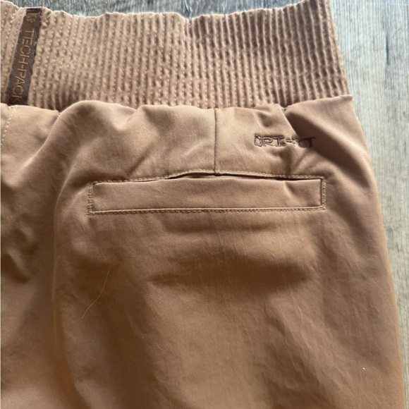 Nike Tech Pack Dri Fit Tan Pants - Picture 12 of 16